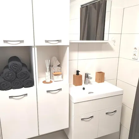 Top In Mainz-kostheim Apartment Wiesbaden